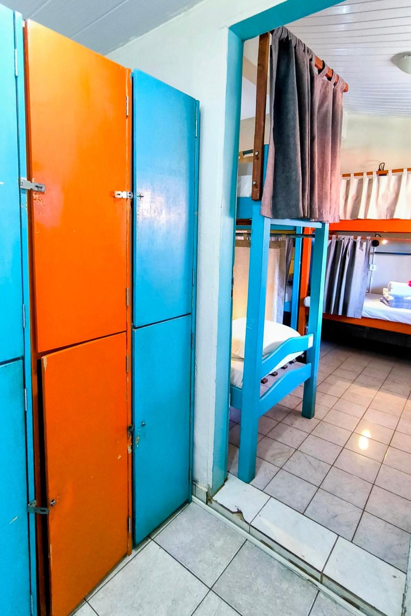Cama em Beliche em Dormitório Feminino